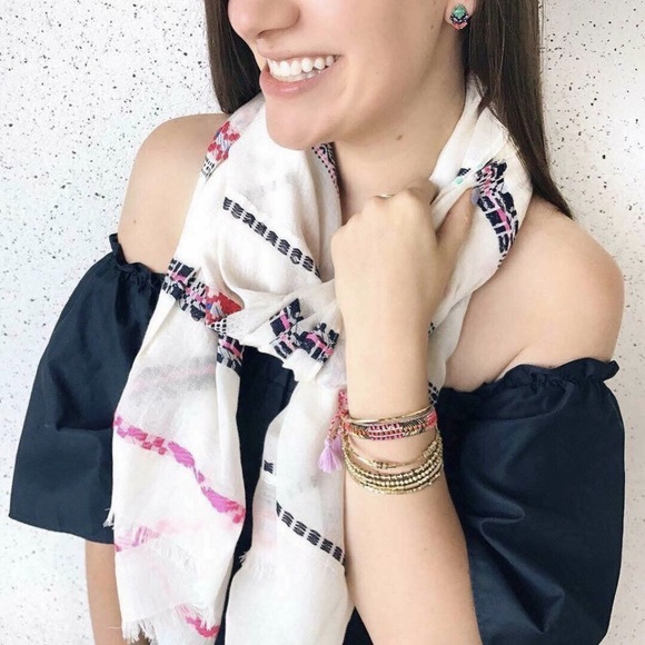 Stella & Dot Accessories - Stella & Dot Cora Scarf
